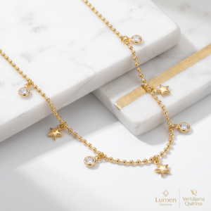 Colar Mini Esferas, Estrelas e Pontos de Luz Folheado a Ouro